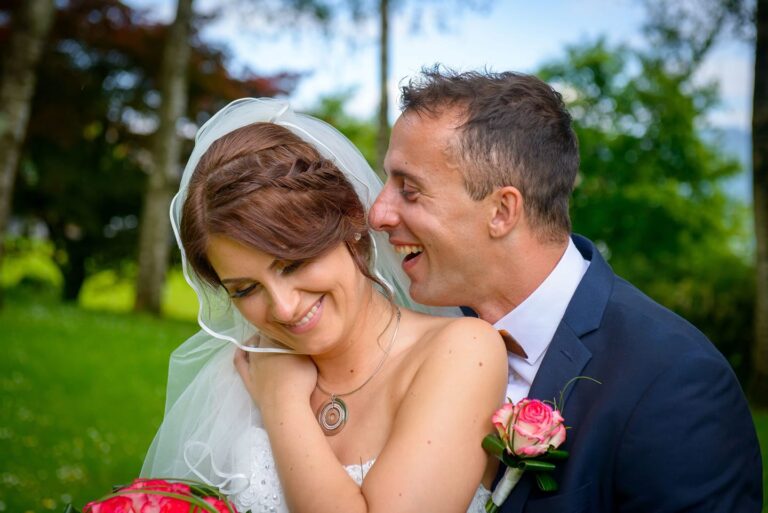 Ženi naj bi sodil nogometaš Robert Pevec