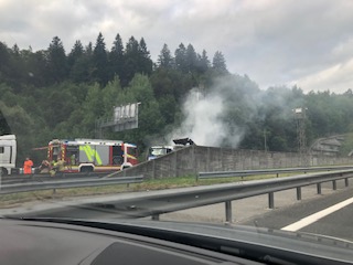 FOTO: Pozor, avtocesta zaprta, nastal dolg zastoj: to je razlog!