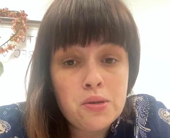 Seniorji in seniorke zgroženi nad Niko Kovač in njeno zagovarjanje drogiranja otrok