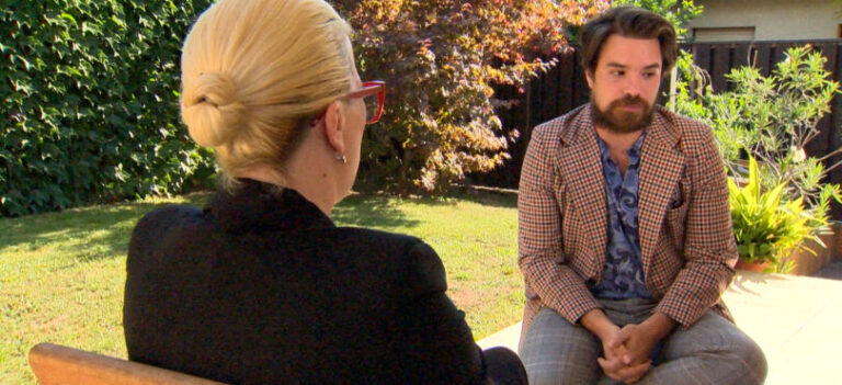 RTV Slovenija šokirala s spornim Smodejem, slednji na laž postavil Asto Vrečko in Luko Mesca