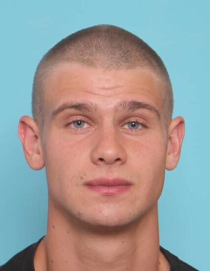 Sven (20) je izginil, nazadnje viden v petek okoli 23.ure