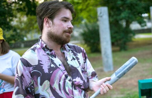 (AFERA FOTOPUB) Policija vendarle kazensko ovadila zloglasnega slovenskega spolnega predatorja!