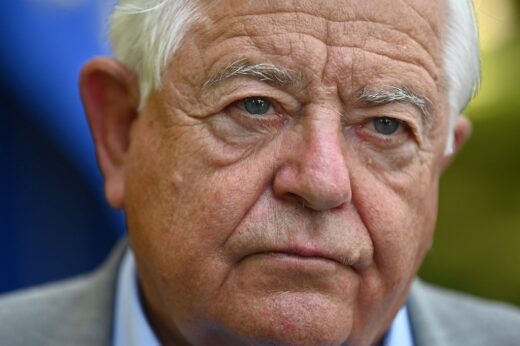 (NEZASLIŠANO!) Strički iz gostilne Pečarič so usmerjali poročanje medijev o Nataši Pirc Musar, seveda v škodo Logarja