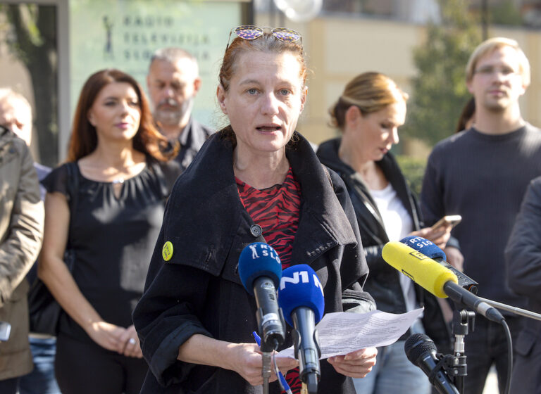 RTV Slovenija je ujetnica agresivnih levičarskih aktivistov