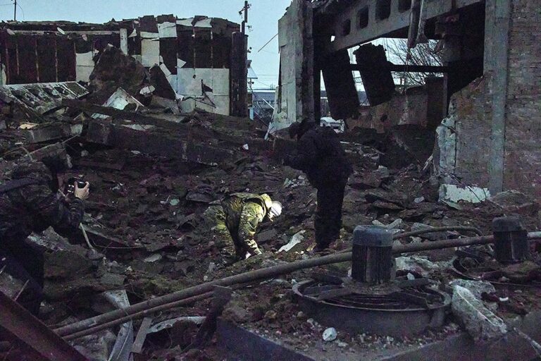 Ruska vojska sprožila nov val raketnih napadov nad Ukrajino – Velik del Ukrajine brez elektrike