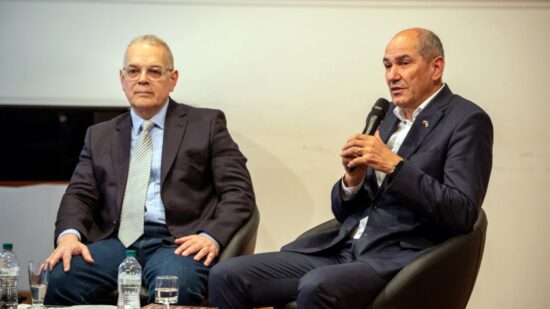 Janševa opozorila o nevarnosti kulturnega marksizma odmevajo tudi v Kolumbiji